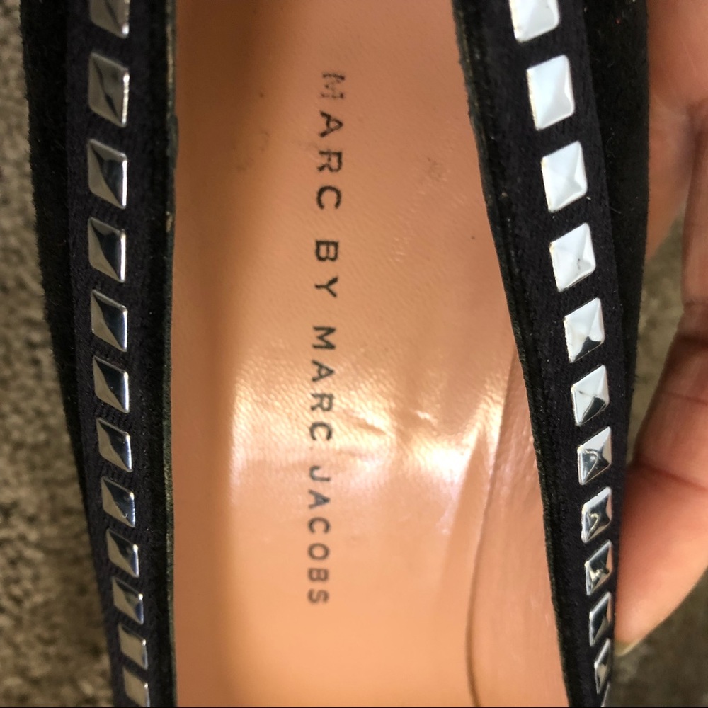 MARC by Marc Jacobs Studded Suede Low heeled pumps - Picture 5 of 7